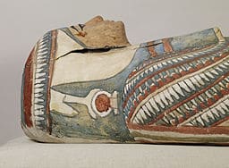 This mummy is adorned with cartonnage, layers of linen and plaster. Walters Art Museum [Public domain, CC BY-SA 3.0 (http://creativecommons.org/licenses/by-sa/3.0) or GFDL (http://www.gnu.org/copyleft/fdl.html)], via Wikimedia Commons